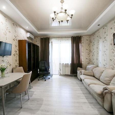 Апартаменти 2-Кімнатні В Новобудові М. Дружби Народів Kiev Luaran gambar